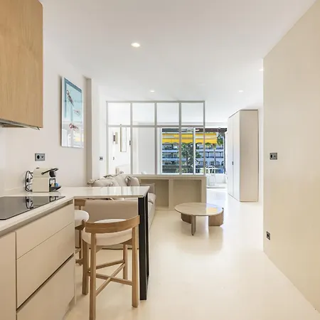 Bright Scandi-style With Stunning Garden Views Appartamento Marbella