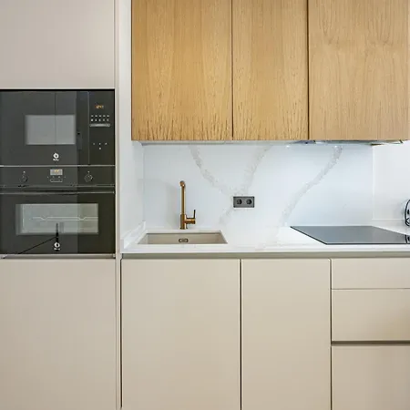 Bright Scandi-style With Stunning Garden Views Appartamento Marbella
