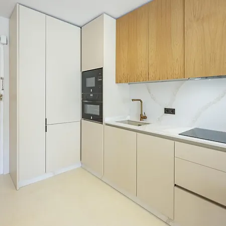 Bright Scandi-style With Stunning Garden Views Appartamento Marbella